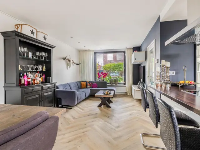 JW van Veenstraat 3, HEEMSKERK