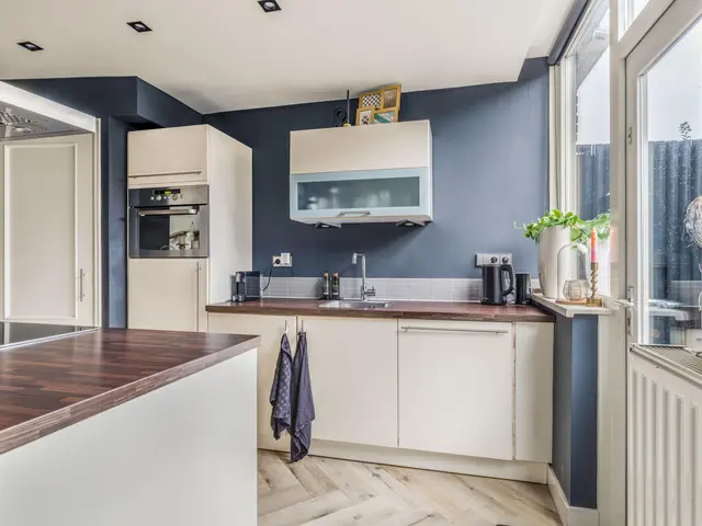 JW van Veenstraat 3, HEEMSKERK