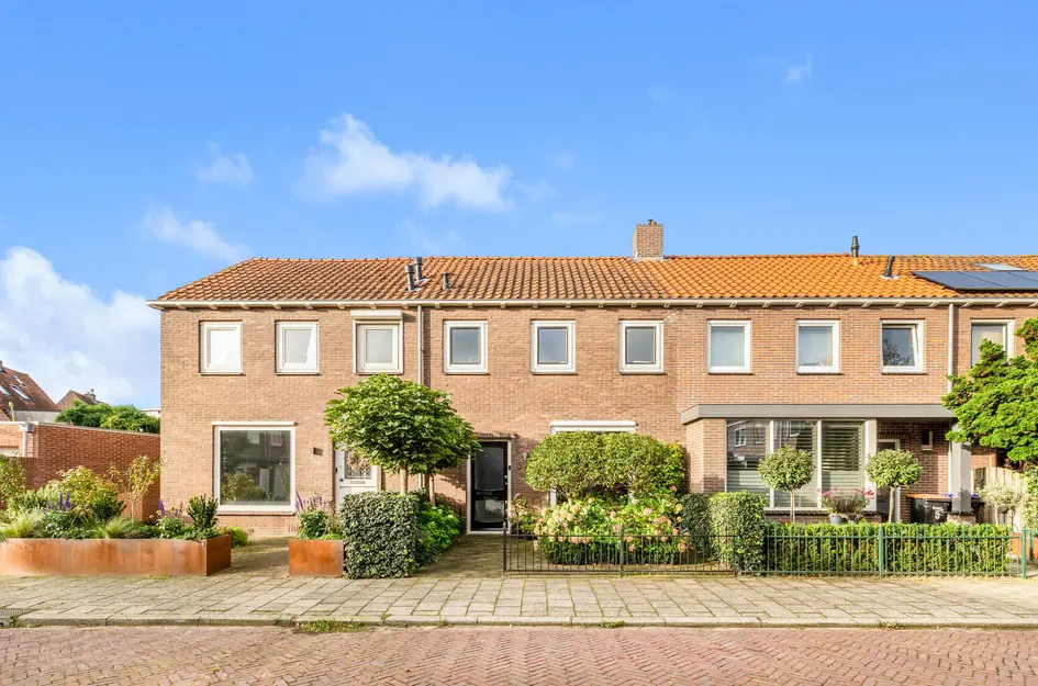 JW van Veenstraat 3