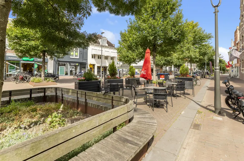 Breestraat 87