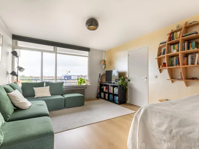 C.F. Smeetslaan 210, CASTRICUM