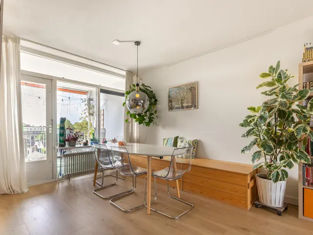 C.F. Smeetslaan 210, CASTRICUM