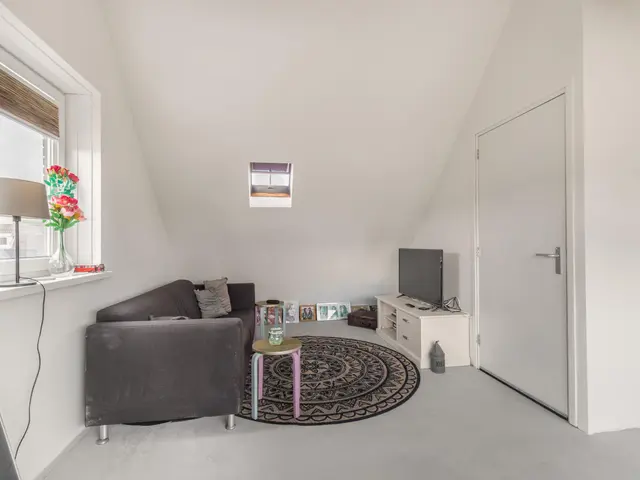 De Grote Weid 52, UITGEEST