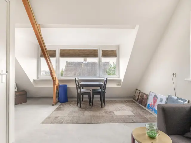 De Grote Weid 52, UITGEEST