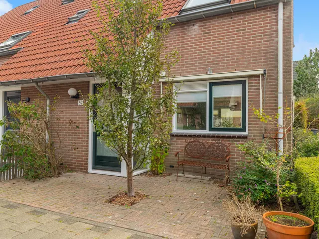 De Grote Weid 52, UITGEEST