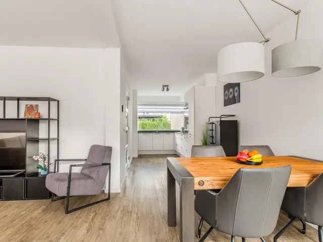 Vrijburglaan 23, UITGEEST