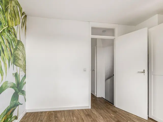 Vrijburglaan 23, UITGEEST