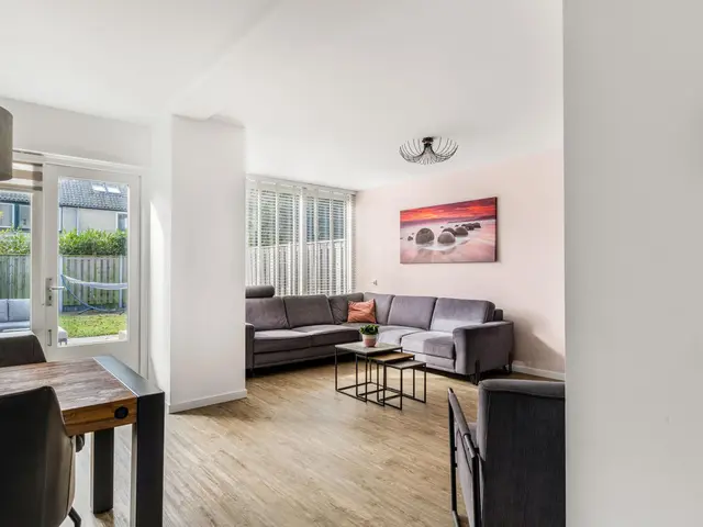 Vrijburglaan 23, UITGEEST