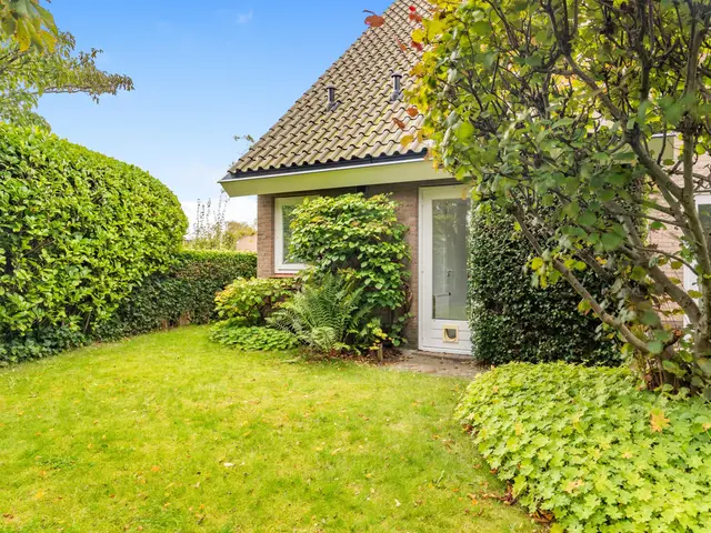 De Witte Hoofden 5, UITGEEST