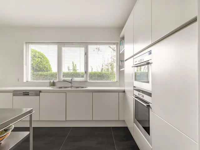 De Witte Hoofden 5, UITGEEST