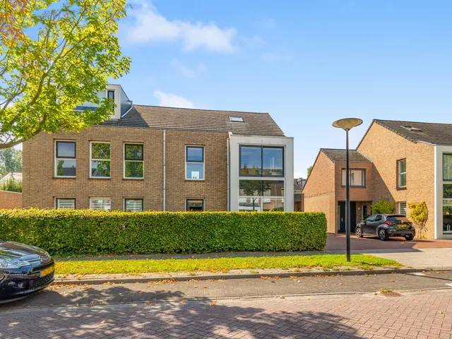 Toon Hermanslaan 14, BEVERWIJK