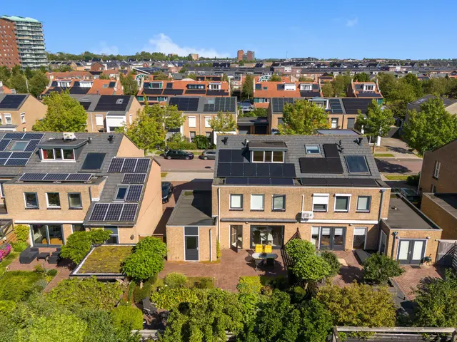 Toon Hermanslaan 14, BEVERWIJK