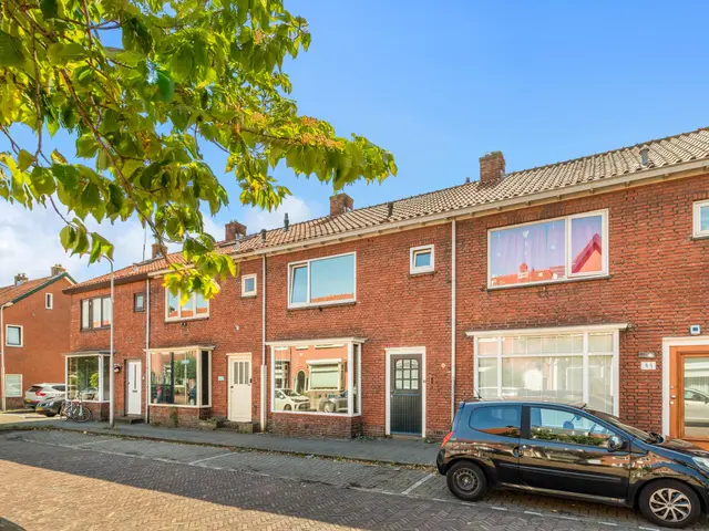 Alexander Bellstraat 46, IJMUIDEN