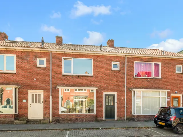 Alexander Bellstraat 46, IJMUIDEN
