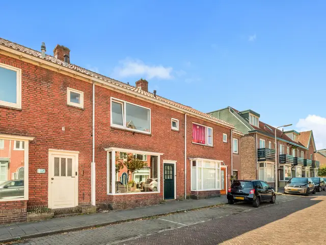 Alexander Bellstraat 46, IJMUIDEN