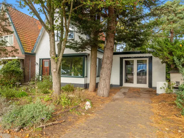 Schuine Hondsbosschelaan 47, HEILOO
