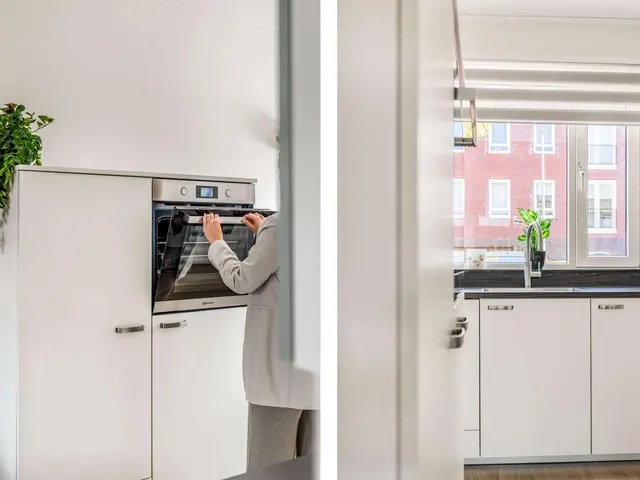 De Melksuiker 143, UITGEEST