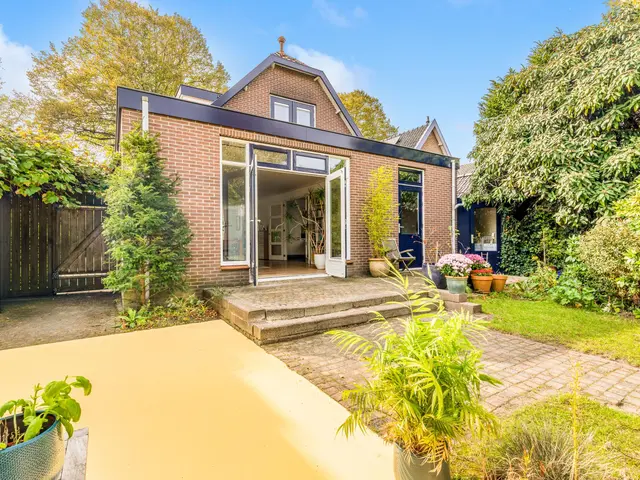 Stationsweg 21, HEILOO