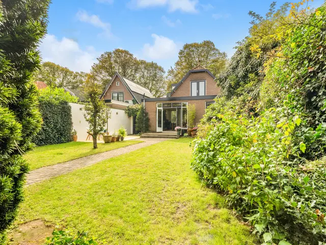 Stationsweg 21, HEILOO