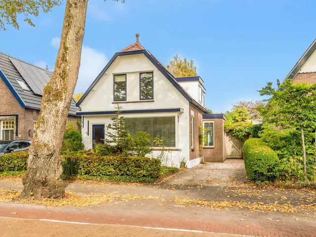 Stationsweg 21, HEILOO