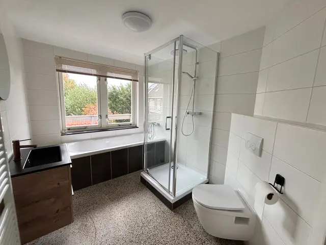 Mient 35, CASTRICUM