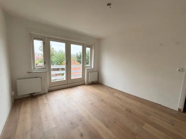 Mient 35, CASTRICUM