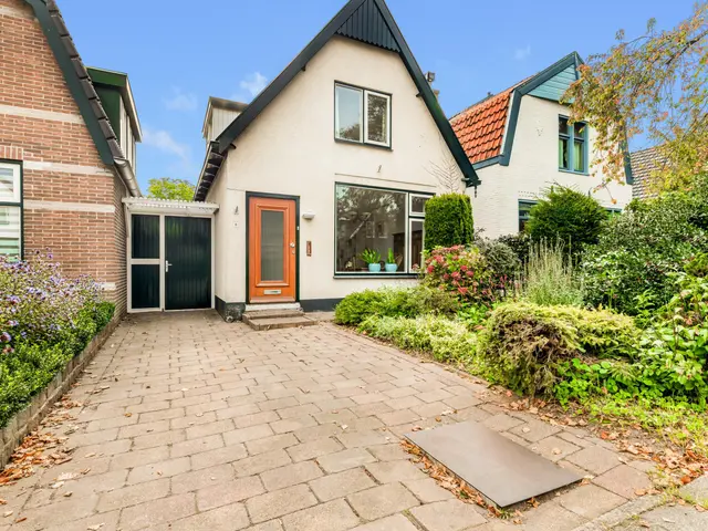 Stationsweg 6, HEILOO