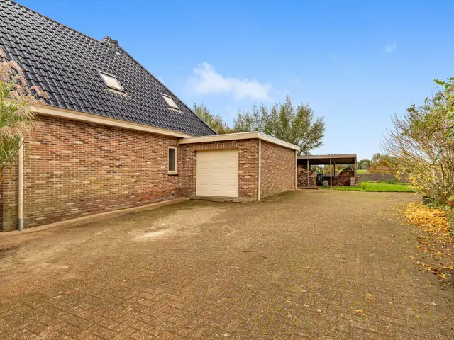 Westfriesedijk 44, WINKEL