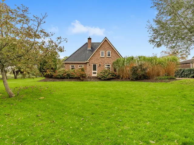 Westfriesedijk 44, WINKEL