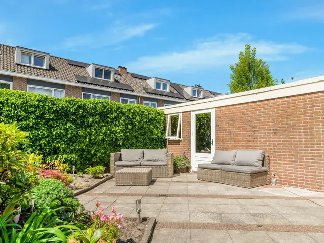 Henegouwenlaan 8, HEEMSKERK
