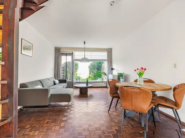 Benesserlaan 302, UITGEEST