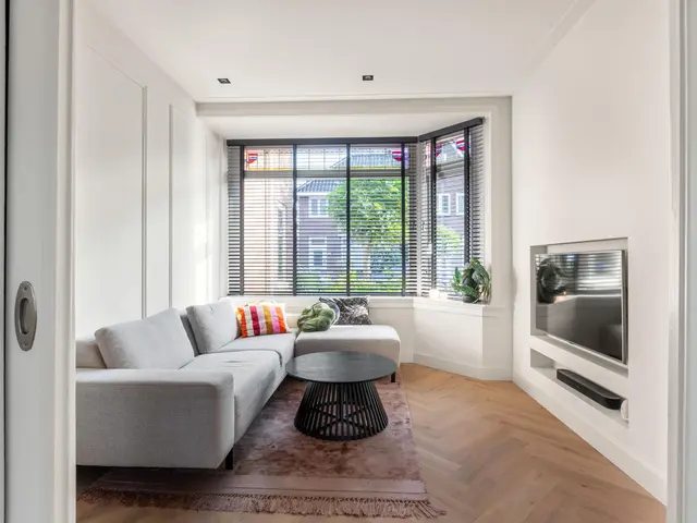 Strick van Linschotenstraat 46, BEVERWIJK