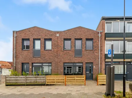 Kloosterstraat 18