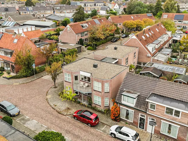 Marga Klompélaan 3, BEVERWIJK
