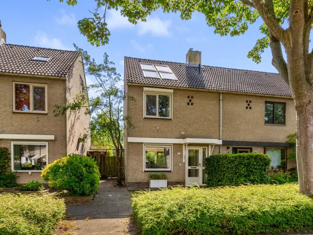 Oudburgerlaan 10, HEILOO