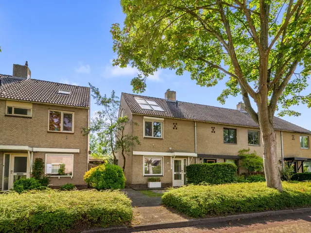 Oudburgerlaan 10, HEILOO