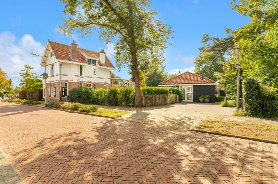 Van Oldenbarneveldweg 30