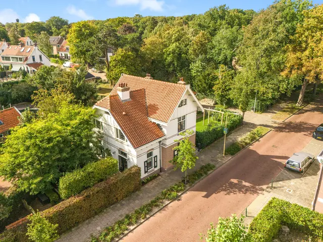 Van Oldenbarneveldweg 30, Castricum