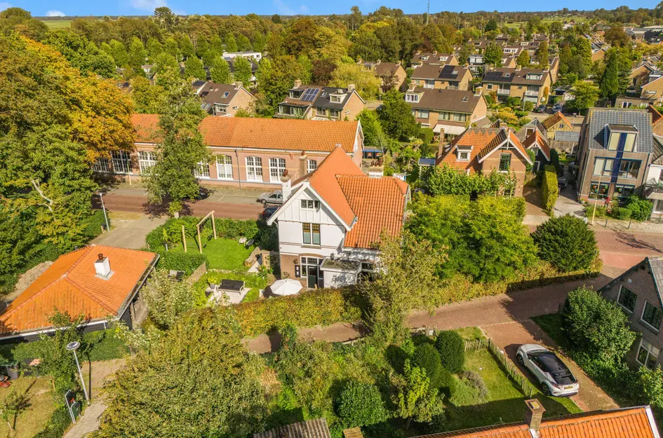 Van Oldenbarneveldweg 30