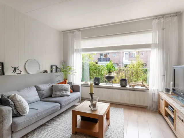 Anna van Saksenstraat 5, CASTRICUM