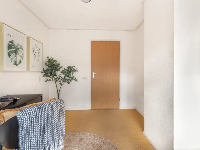 Burgemeester Bruinsmalaan 18, BEVERWIJK