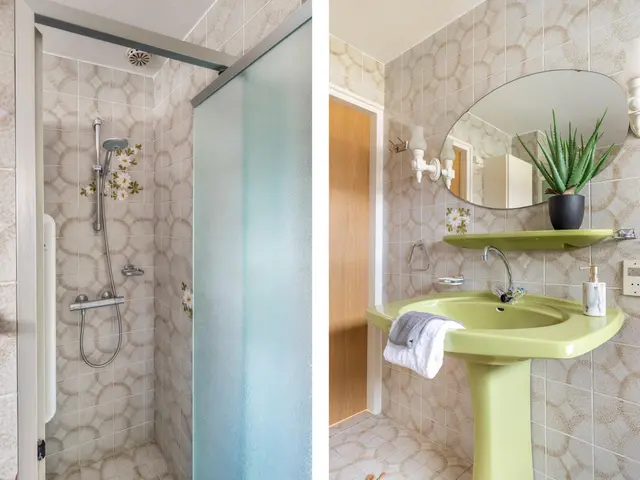 Burgemeester Bruinsmalaan 18, BEVERWIJK