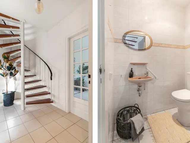 Burgemeester Bruinsmalaan 18, BEVERWIJK