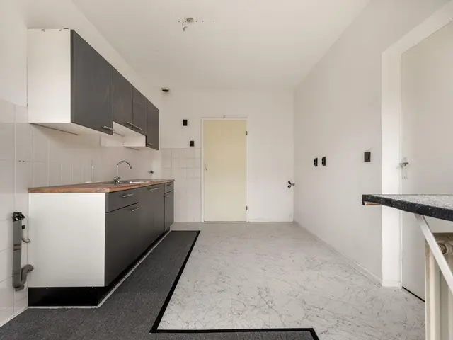 Amerstraat 2, BEVERWIJK