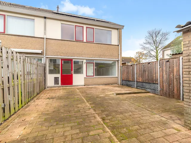 Amerstraat 2, BEVERWIJK