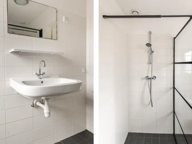 Amerstraat 2, BEVERWIJK