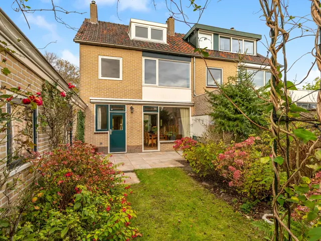 Geesterweg 77, UITGEEST