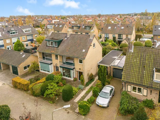 Geesterweg 77, UITGEEST