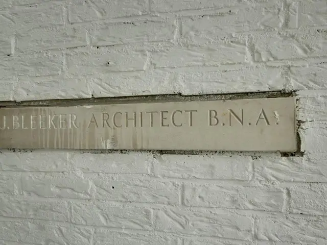 Laan van Meerestein 32, BEVERWIJK