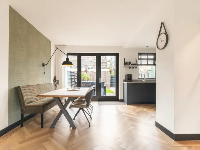 Linthorst Homanstraat 47, HEEMSKERK